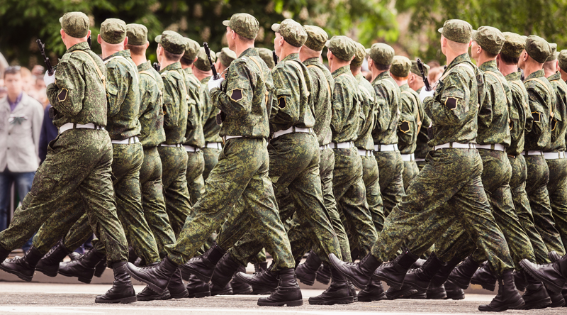 Procession, militär kollon 