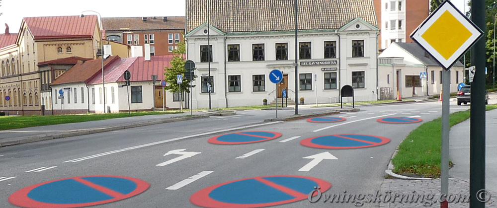 Parkeringsförbud. Huvudled