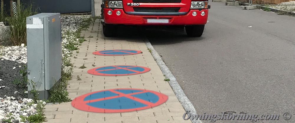 Stoppförbud. Trottoar