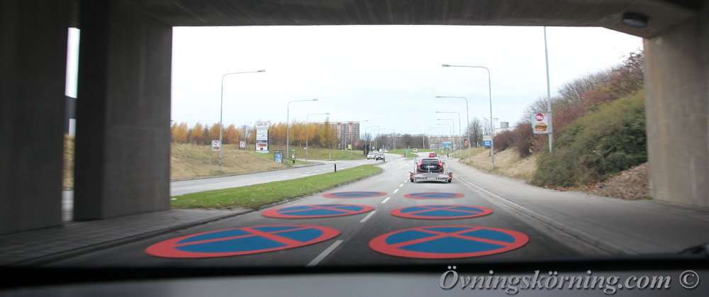 Stoppförbud. Tunnel, bro